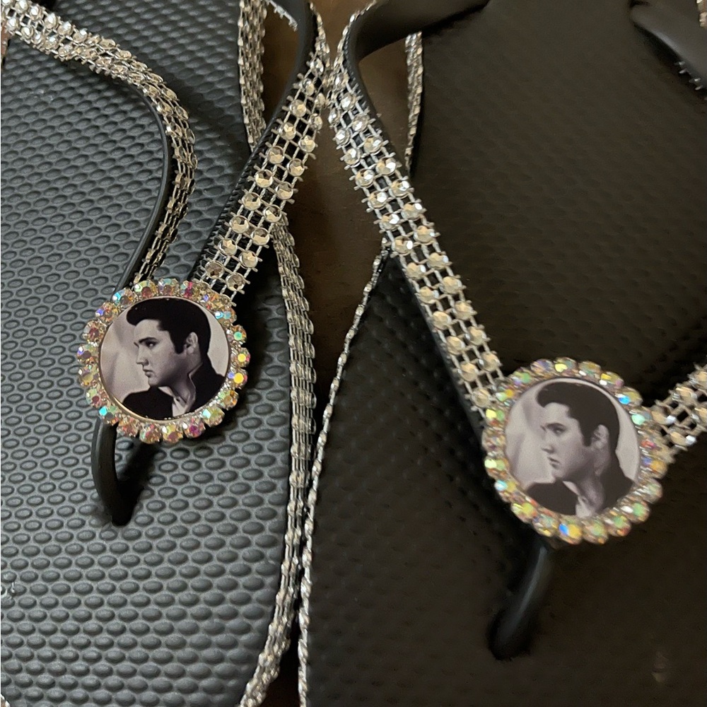 Elvis Presley flip flops